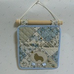シェルティ　シルエット刺繍　キルト　ウォールポケット