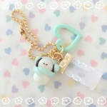 おとぼけわんちゃんのゆきだるまキーホルダー