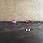 ざくろ石の一粒樹脂ピアス へ