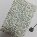 単行本　リバティプリント使用　ブックカバー　*  ポンパドール  　Pompadour