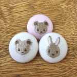 ☆選べる☆ ウサギさん&クマさんのくるみボタン