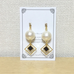ブラック×パールピアス