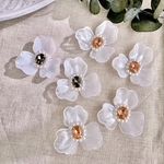 【大ぶり白花パール】ピアス&イヤリング