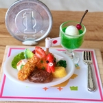 【再々販】🌸ミニチュアフード　お子さまランチセット　🐙ウインナー　PIYO PIYO
