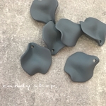 6pcs  花びら ラバー グレー小 