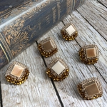 美濃焼タイル刺繍樹脂ピアス