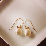 【再々販】大粒スワロパールピアス