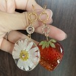 フラワーいちごピアス[送料無料]