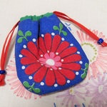 mini*mini巾着(紺地に赤とﾋﾟﾝｸのお花)