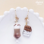 チョコレートシェイクと板チョコのピアスorイヤリング