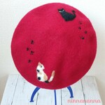 ねこ*赤のベレー帽