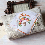 春ポーチ＊フランス*アンティーク花籠刺繍のポーチ*アンティークレース