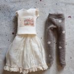 2083＊お出かけの子供たちプリントTシャツ＆レギンス＆ペチコート　３点セット　＊ blythe outfit＊ブライス ＊