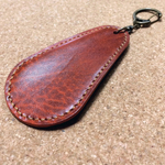 本革 総手縫 靴ベラキーホルダー ルガトー オレンジ