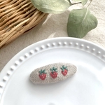 いちご刺繍 ミニヘアピン