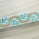 インド刺繍リボンᢂ 蔦エメラルド　インド刺繍/インドリボン/刺繍リボン/シルクリボン/トリム/ブレード/ジャガードリボン/チロリアンテープ/チュールレース