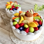 作って遊ぼう♪2段のフルーツホールケーキ　フェルト⭐︎おままごと　おうちフォト