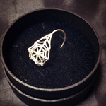 †蜘蛛ノ巣ピアス†
