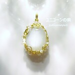 ムーンストーンペンダント（ワイヤージュエリー☆ワイヤーアクセサリー☆ワイヤーラッピング天然石ネックレス）