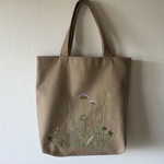 (送料無料)手刺繍のトートバッグ　大