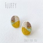 刺繍ピアス　まるyellow 