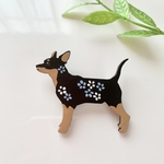 ピンシャー♡木製ブローチ　　　トールペイント　アクセサリー　バッチ　ペット　ドッググッズ