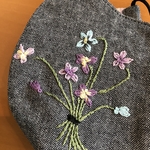すみれ刺繍マスク