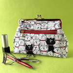 たくさんの猫ちゃん柄 化粧ポーチ プチギフト など ファスナーポケット マチ付き 可愛い がま口ポーチ