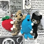 オーダー品☆star1212様【送料無料】お魚＆いちご猫＊あみぐるみキーホルダー