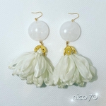 【SALE】リボンタッセルピアス　　ホワイト