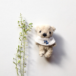ミニチュアテディベア《５.３cm》小さなぬいぐるみ　白くま