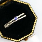 【２本セット】 2ｍｍ石　アイオライト＆つぶつぶプレーン＊1.0ｍｍ　～silver925～　／つけっぱなしOK　アレルギー対応　華奢みせ　綺麗め　華やか　結婚式やパーティーのお呼ばれにも