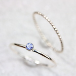 【ベゼル】【２本セット】 2ｍｍ石　タンザナイト＆つぶつぶプレーン＊1.0ｍｍ　～silver925～／ひっかかりにくい　つけっぱなしOK　アレルギー対応　結婚式やパーティーのお呼ばれにも