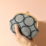 tambourine グレー 15cmがま口ポーチ ミナペルホネン 