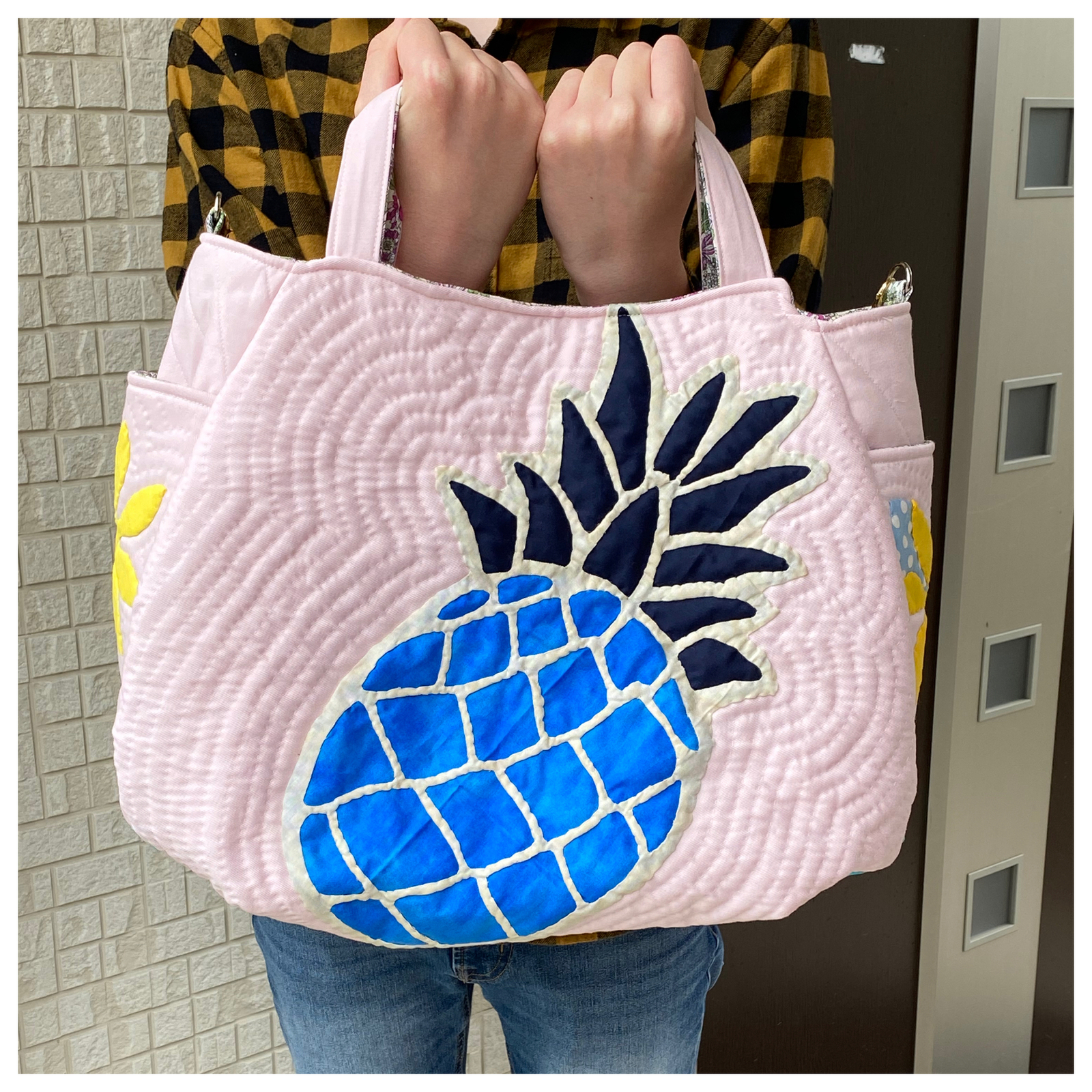 ハンドメイド ハワイアンキルトバッグ (チューリップ) 購入者が決まりました！ハンドメイド ハワイアンキルトバッグ