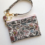 再販♡リバティ「エミリーウォーカー」パスケース&リールストラップ　☆ラミネート生地＆PVC☆12㎝ファスナー☆キーケース☆コインケース☆ICカードケース