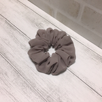 シフォン生地で作ったシュシュ（クリームココア）