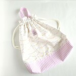 35×30　ガーランド×ピンクストライプ　持ち手・名前タグ付き　巾着　体操服・着替え入れ