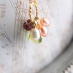 ペリドットとパールのネックレス