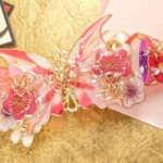 梅と手まりの蝶バレッタ（8cm金具）（hair ornaments of butterfly and ume flower〜temari〜）