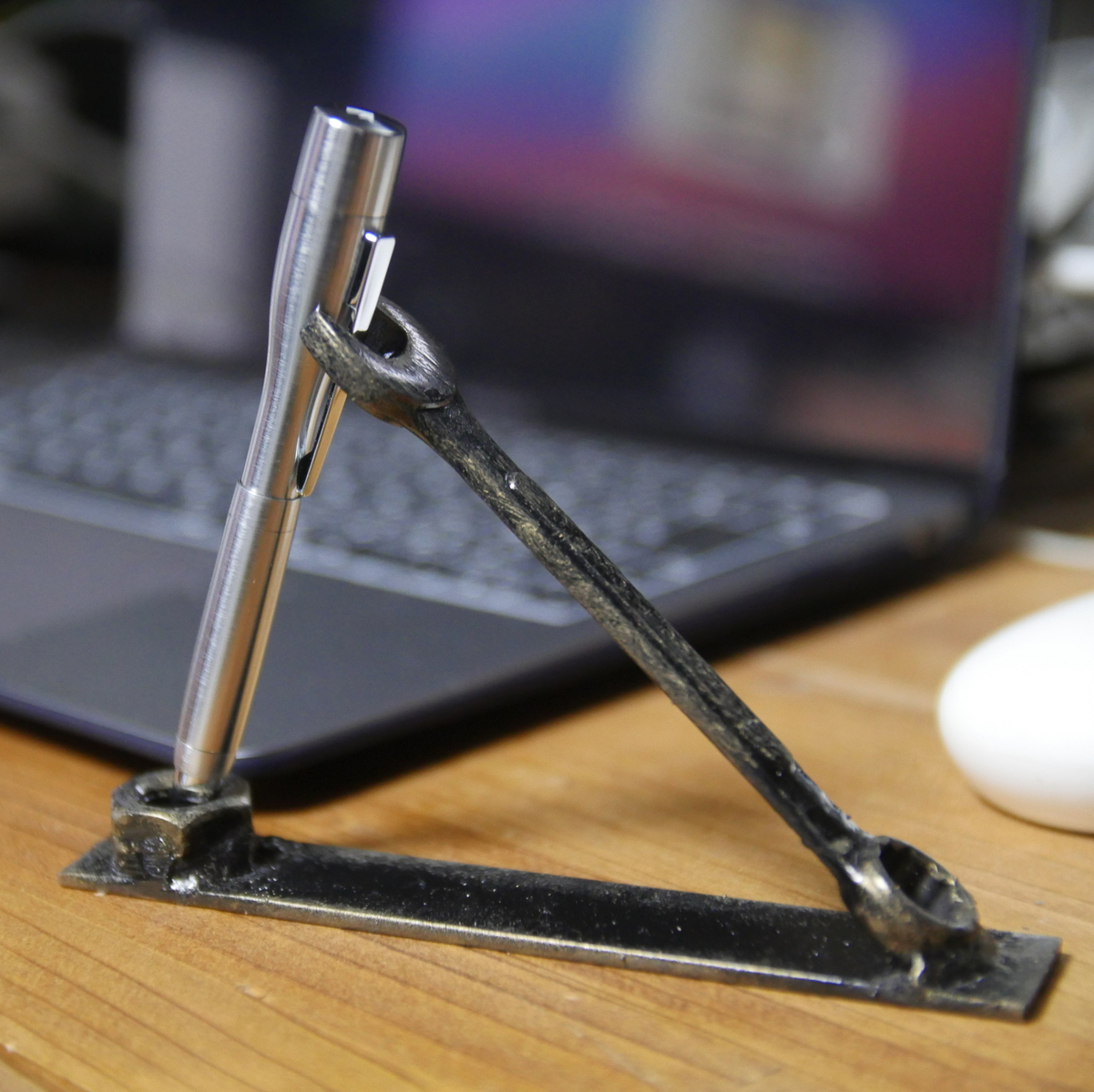 ボルト&ナットデザインのペン立て(大)※大1点のみとなります