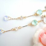 triple shine～輝～クリスタルミントグリーン～【イヤリング】ゆらゆら揺れる スワロフスキー　春　ネジバネ式イヤリング/ロングイヤリング