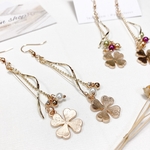 カラーを選べるピアス/イヤリング🍀