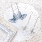 オーガンジー 刺繍 蝶 クリアチェーン ピアス イヤリング ♡