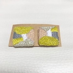 【お手頃ハンドメイド 】刺繍ピアス