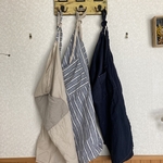 リネンのサロンエプロン　前掛け　①　ネイビー/デニム