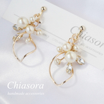 フェミニン フラワー ウェービング イヤリング/ピアス 結婚式 入学式 卒業式 入園式 ゆらゆら