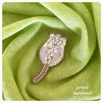 ビーズ刺繍ブローチ　Tulips (white)