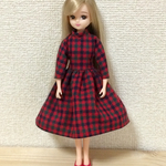 リカちゃん  チェックの長袖ワンピース