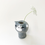 ねこ花瓶 小さい灰かぶり猫